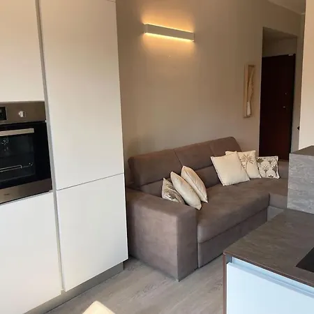 De Rolandis Cin Itoo5oo5c22cdbezny Апартаменты